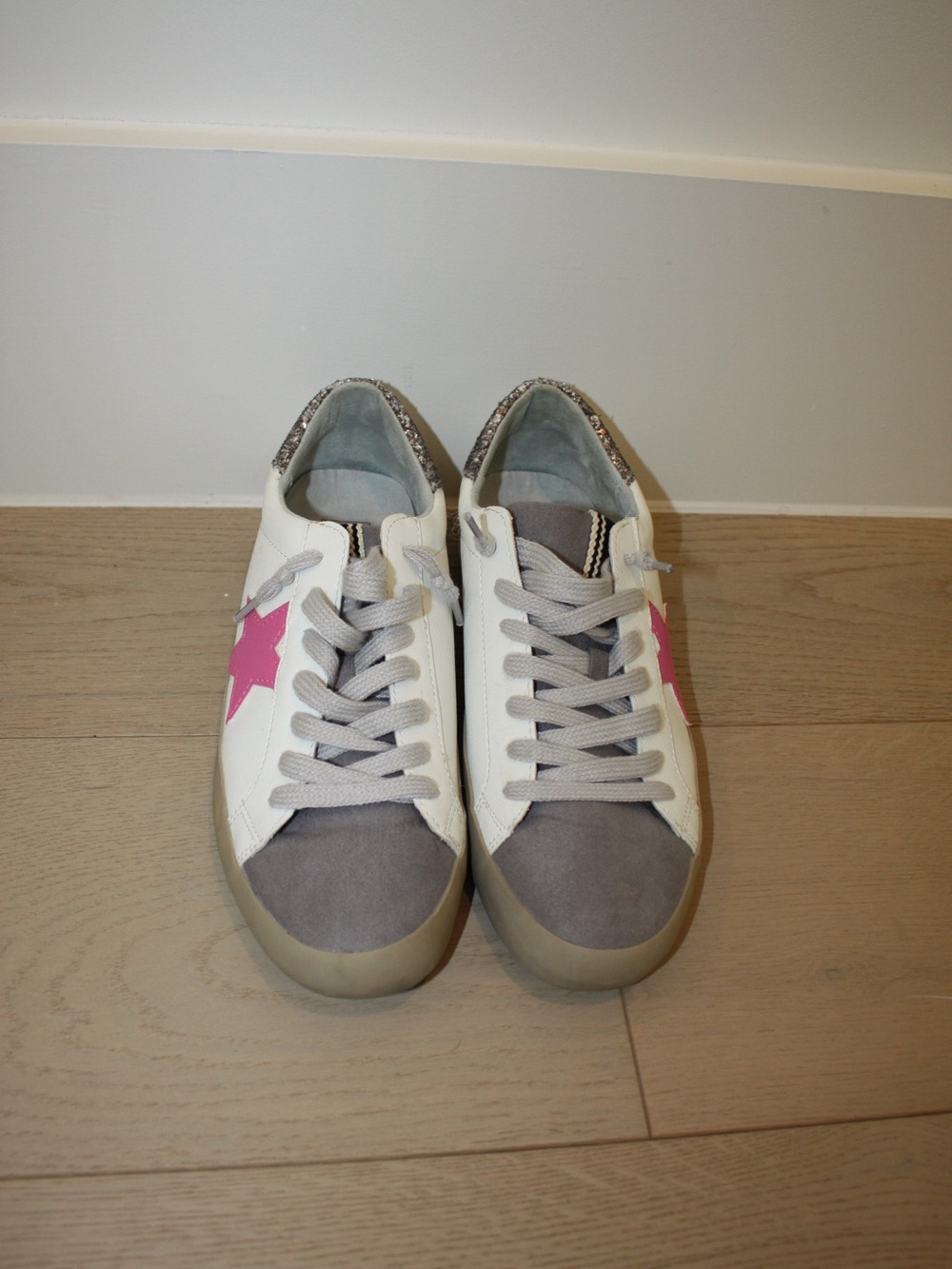 ShuShop White Sneakers with Pink Star and Gray Accents